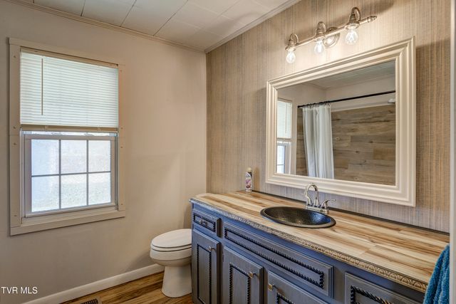 121 Smith Avenue, Erwin, TN 37650