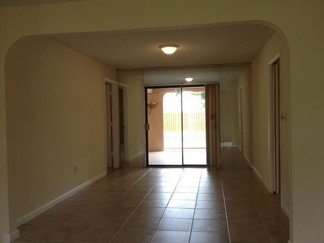 737 NW 84th Lane, Coral Springs, FL 33071