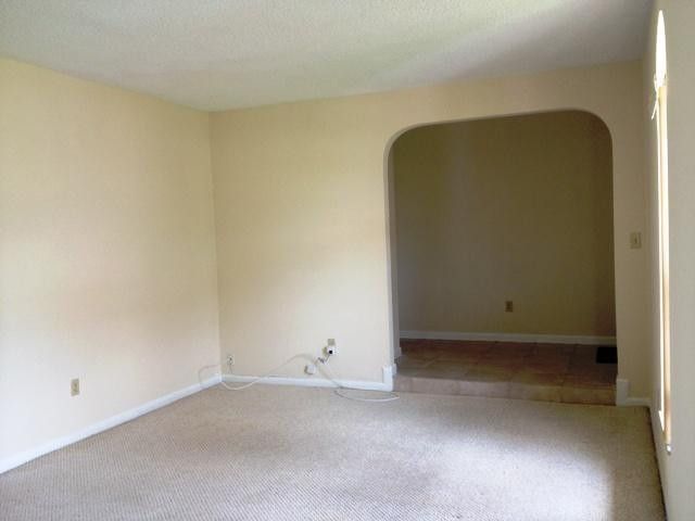 737 NW 84th Lane, Coral Springs, FL 33071