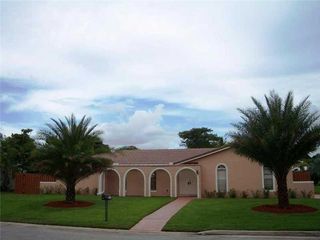 737 NW 84th Lane, Coral Springs, FL 33071