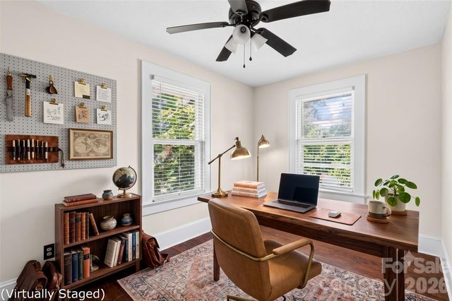 729 5th Avenue W, Hendersonville, NC 28739