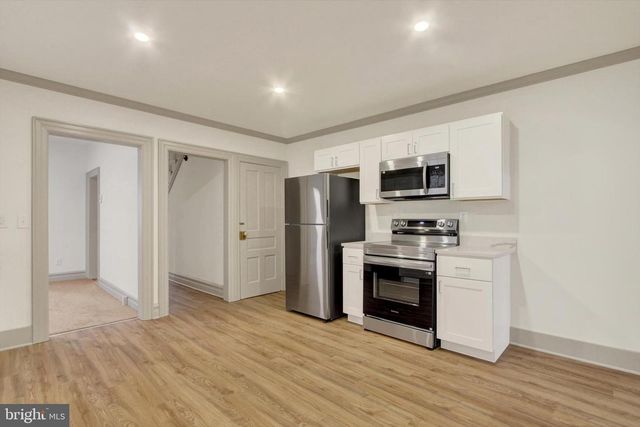 405 W KING ST, East Berlin, PA 17316