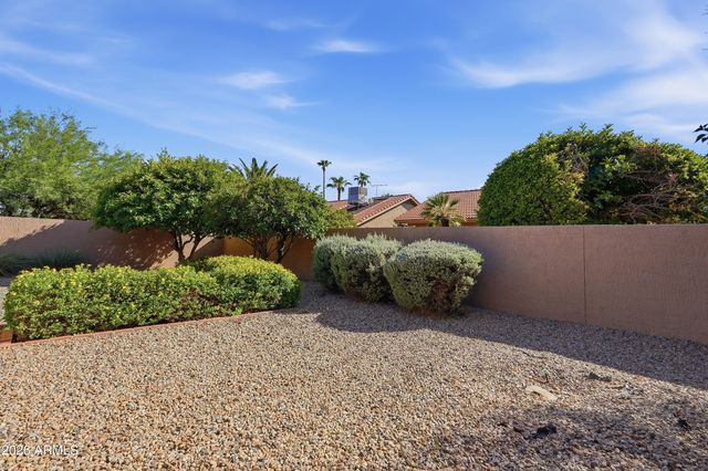 19602 N KEYSTONE Drive, Sun City West, AZ 85375