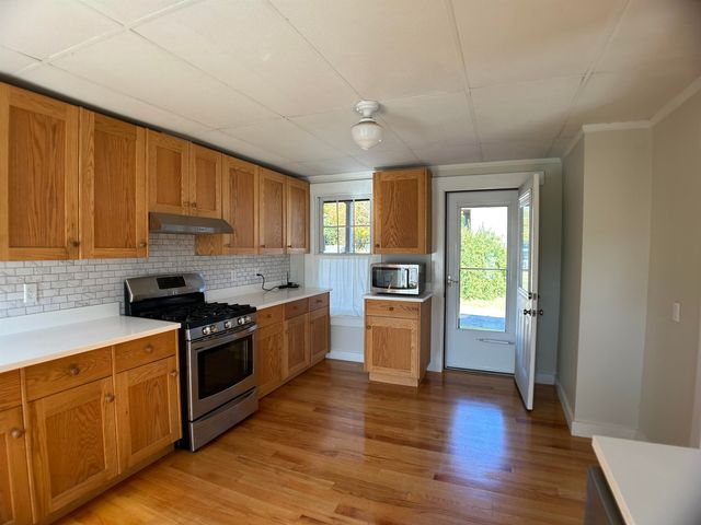 447 Elm Street, Chester, VT 05143