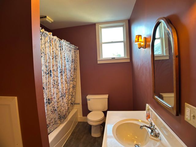 447 Elm Street, Chester, VT 05143