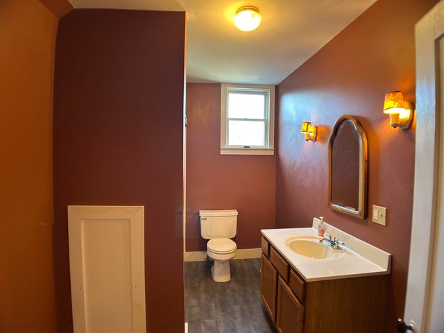 447 Elm Street, Chester, VT 05143