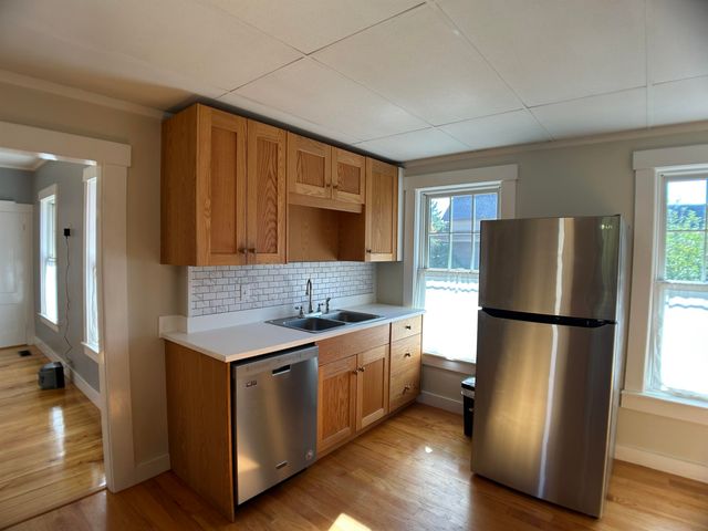 447 Elm Street, Chester, VT 05143