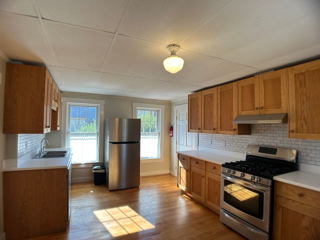 447 Elm Street, Chester, VT 05143