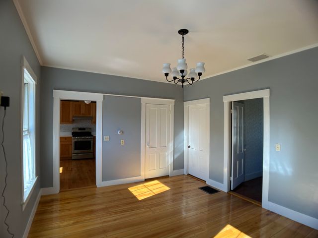 447 Elm Street, Chester, VT 05143