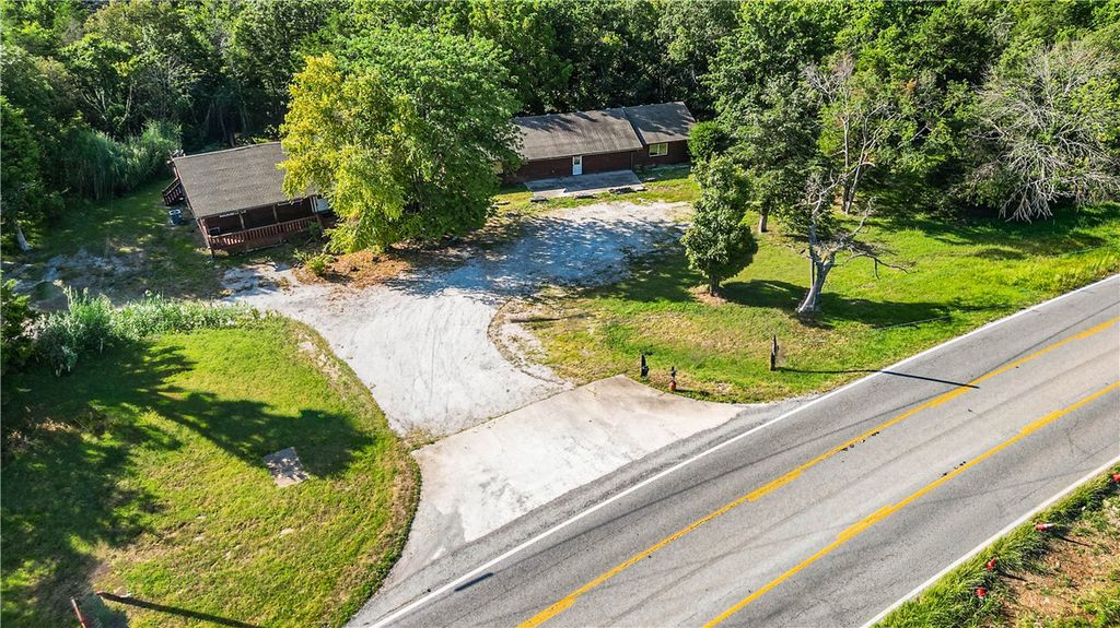 18775 Hwy 62 Highway, Garfield, AR 72732