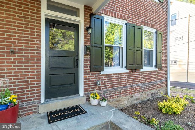 145 MECHANICS ST, Doylestown, PA 18901