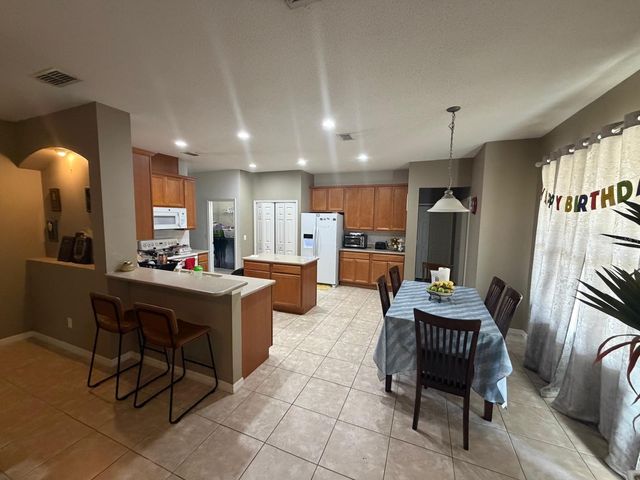 430 MERLOT DRIVE, Ocoee, FL 34761