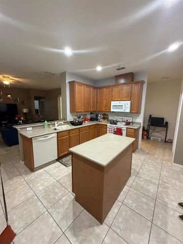 430 MERLOT DRIVE, Ocoee, FL 34761