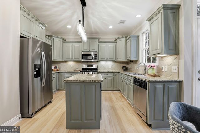 108 Tullamore Trail, Tyrone, GA 30290