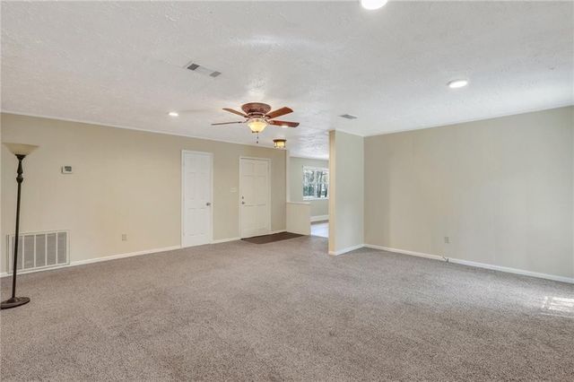 105 N Bay Street, Jesup, GA 31545