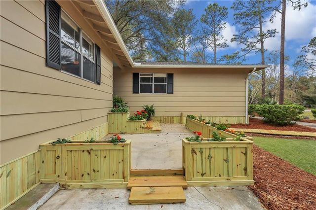 105 N Bay Street, Jesup, GA 31545