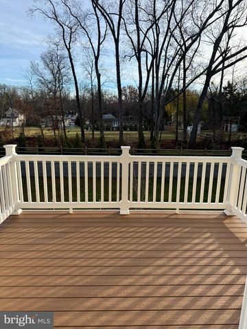 117 FRED CLARK DR, Pennington, NJ 08534