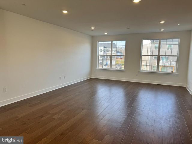 117 FRED CLARK DR, Pennington, NJ 08534