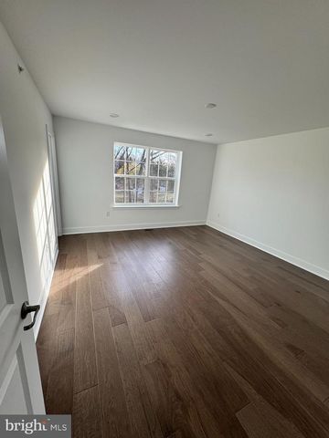 117 FRED CLARK DR, Pennington, NJ 08534