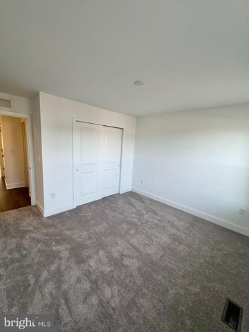 117 FRED CLARK DR, Pennington, NJ 08534