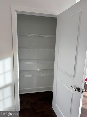 117 FRED CLARK DR, Pennington, NJ 08534