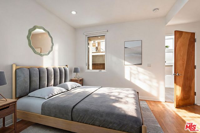 502 Rosecrans Avenue B, Manhattan Beach, CA 90266