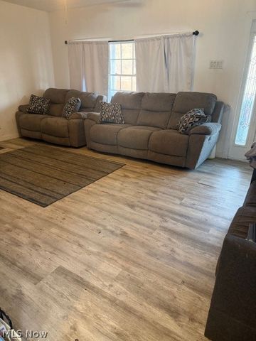 1148 Riverside Avenue, Wellsville, OH 43968