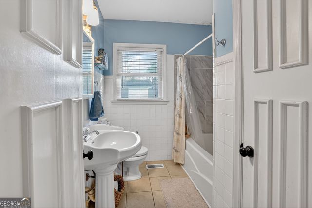 870 College Avenue NW, Conyers, GA 30012