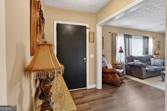 870 College Avenue NW, Conyers, GA 30012