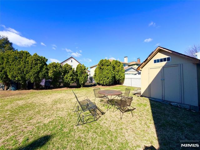 227 Washington Avenue, Hackensack, NJ 07601