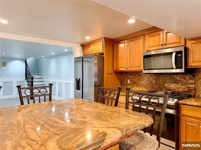 227 Washington Avenue, Hackensack, NJ 07601