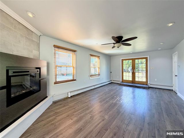 227 Washington Avenue, Hackensack, NJ 07601