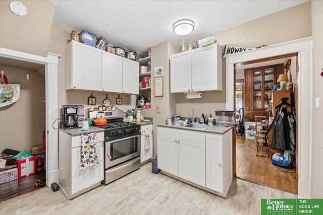 522 N 32nd Street, Omaha, NE 68131