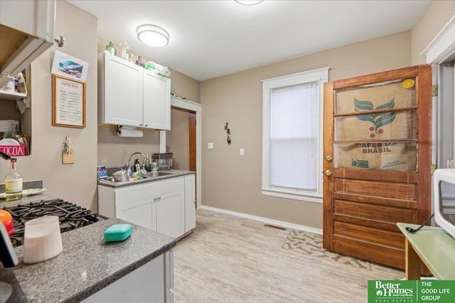 522 N 32nd Street, Omaha, NE 68131