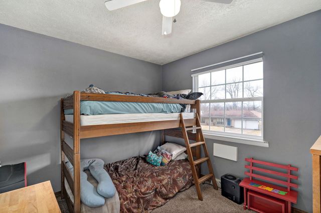 3457 S Carriage Avenue, Springfield, MO 65809