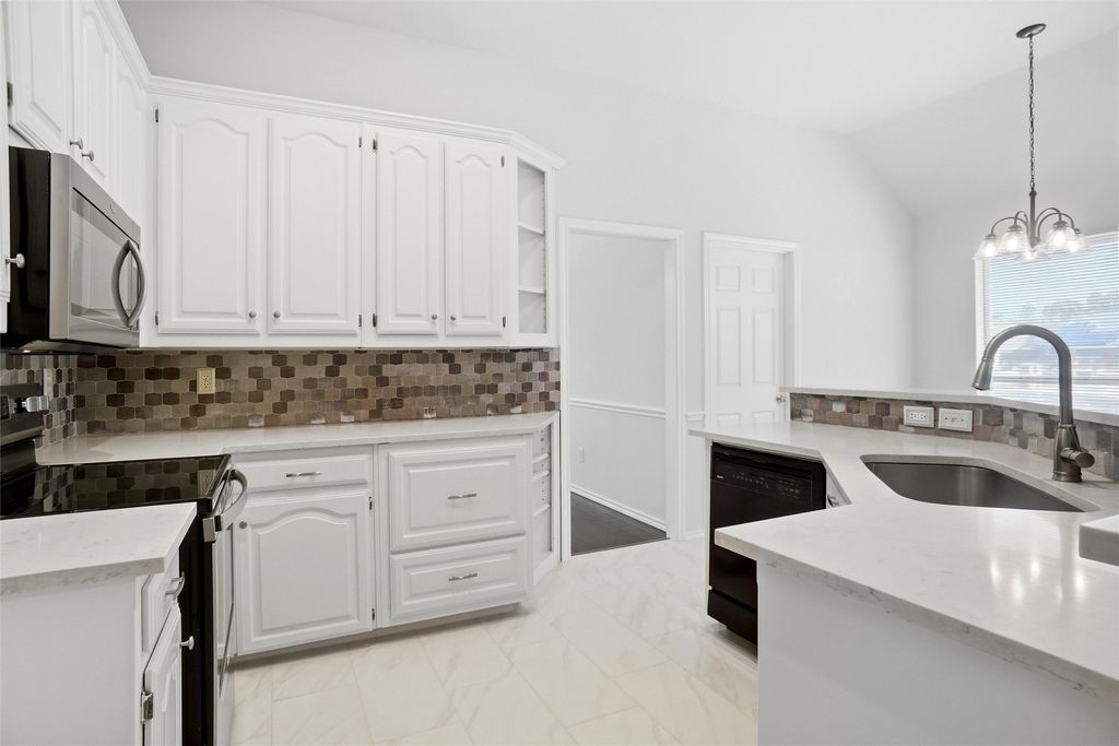 221 Brazil Drive, Hurst, TX 76054 — exterior