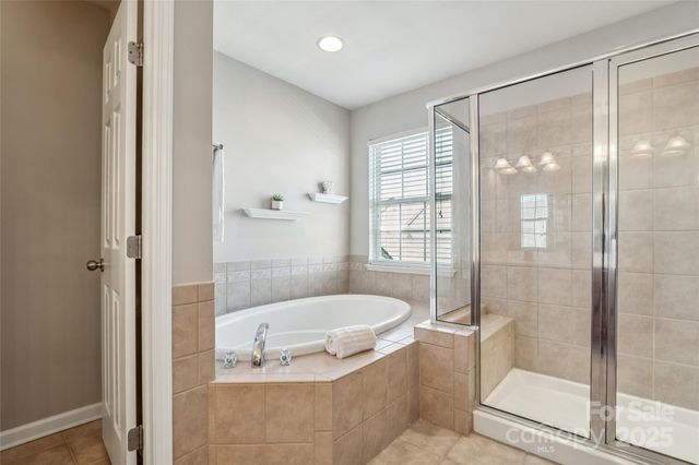 8130 Bridgegate Drive, Huntersville, NC 28078