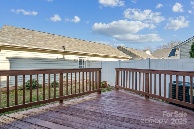 8130 Bridgegate Drive, Huntersville, NC 28078