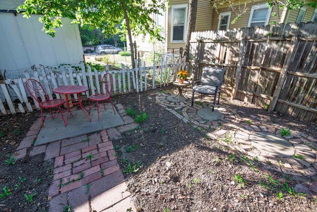 610 State St, Salina, KS 67401