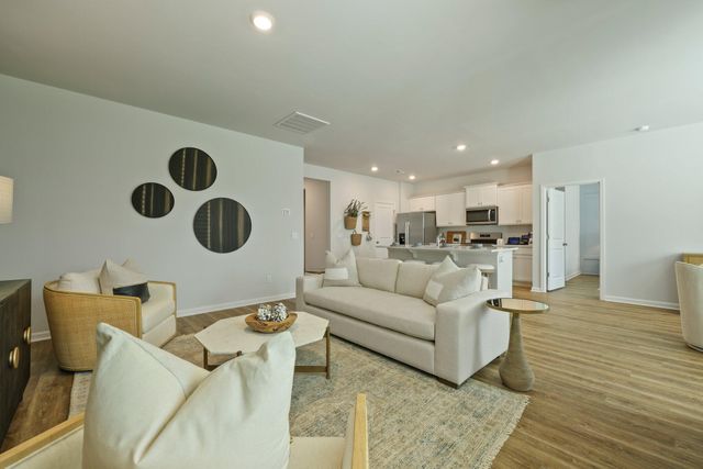 1043 Laurel Oaks Drive, Summerville, SC 29483
