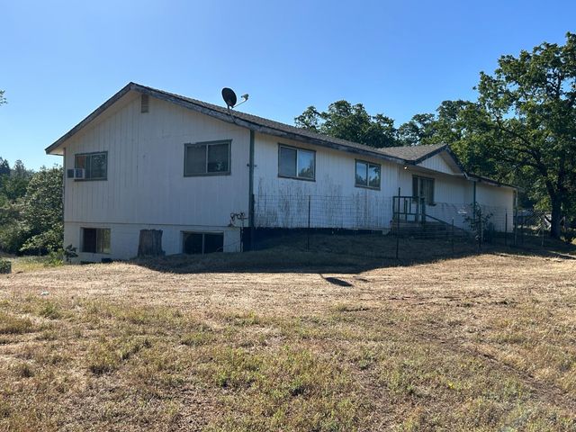 32012 Hartley Road, North Fork, CA 93643