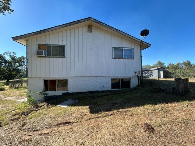 32012 Hartley Road, North Fork, CA 93643