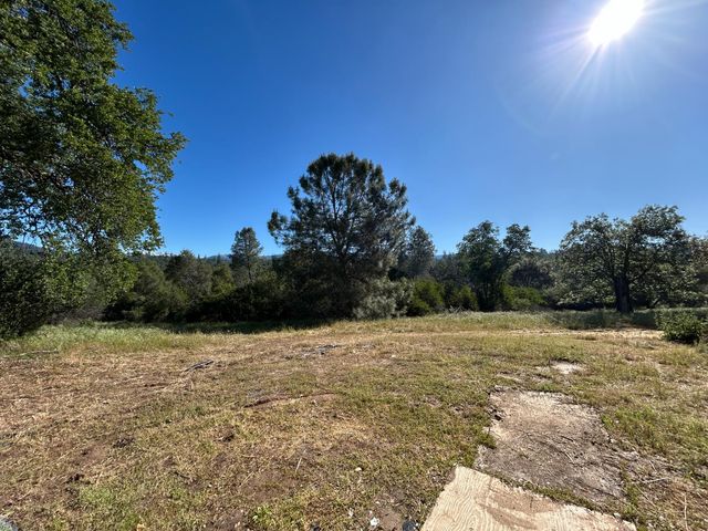 32012 Hartley Road, North Fork, CA 93643