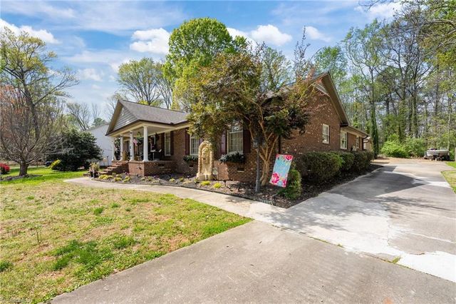 117 Forestview Drive, Elon, NC 27244