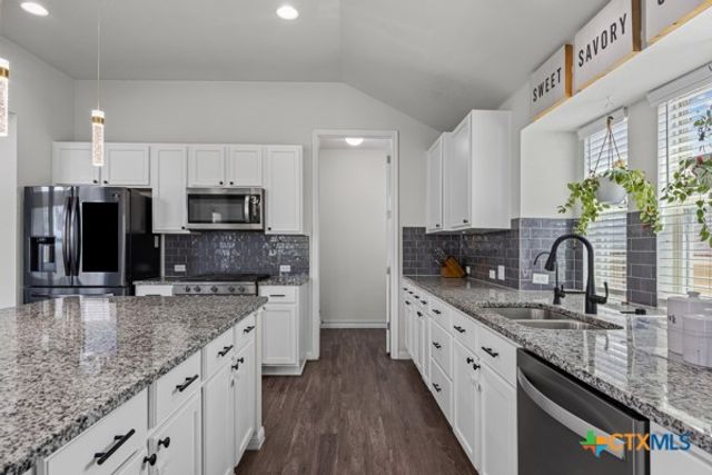 1036 Almeria Bend, Leander, TX 78641