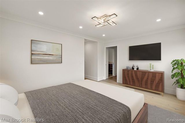 535 Henrietta Street, Birmingham, MI 48009