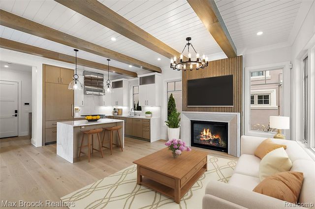 535 Henrietta Street, Birmingham, MI 48009