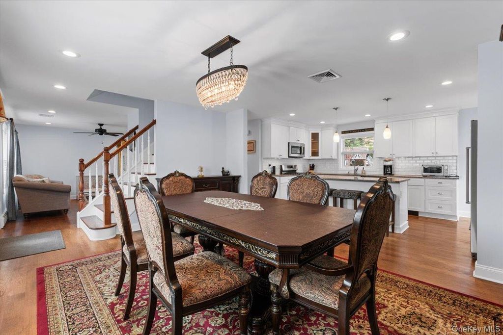 177 N Queens Avenue, Massapequa, NY 11758 — photo 5