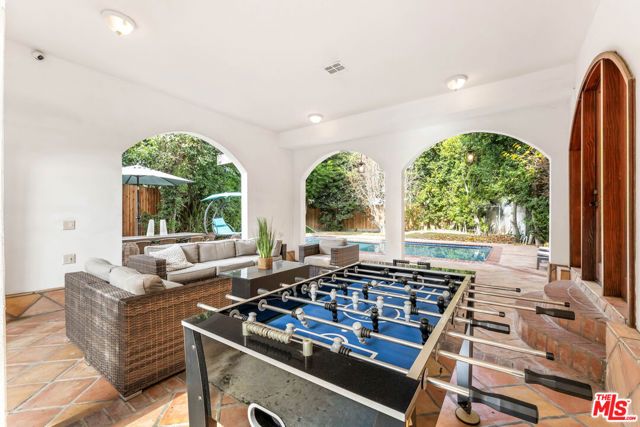 12109 MAXWELLTON Road, Studio City (los Angeles), CA 91604