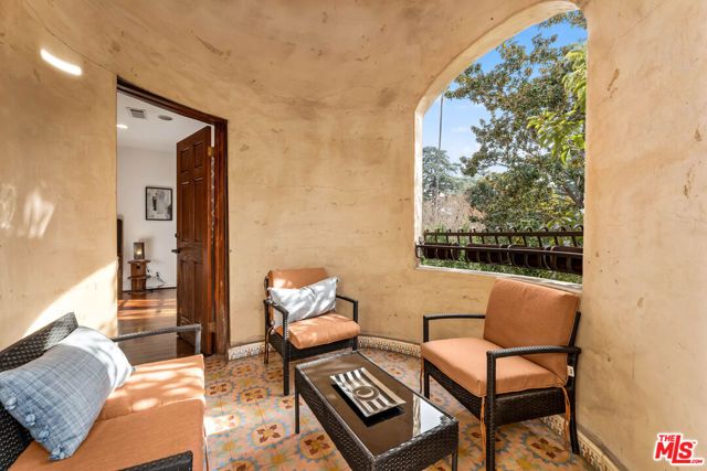 12109 MAXWELLTON Road, Studio City (los Angeles), CA 91604